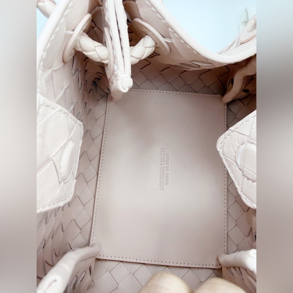 Bottega Veneta Small Parachute Handbag - Picture 9 of 9